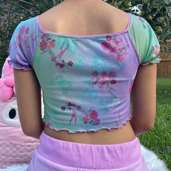 Sugar Thrillz Pixie Spritzer Crop-top - Picture 3 of 4